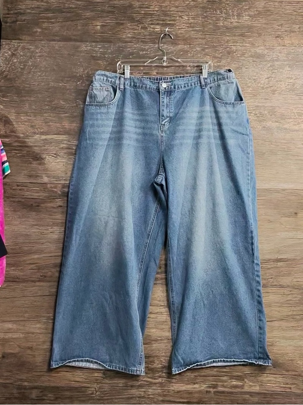 High-Rise Wide-Leg Women's Jeans in Light Blue